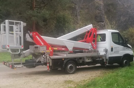 Práce vo výškach s plošinou MULTITEL